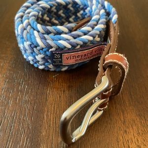 Vineyard Vines boys belt